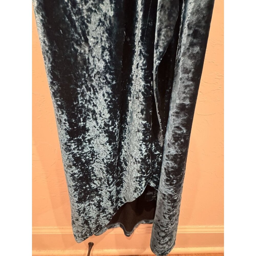BCBG Maxazria Crushed Velvet Long Sleeve Wrap Dress Blue Size Medium - Picture 4 of 12
